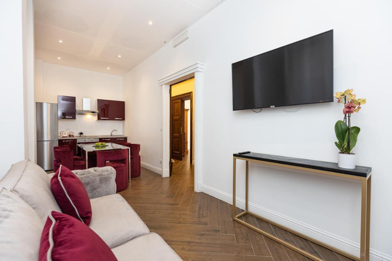 Spa Apartment Via Barberini Roma Esterno foto