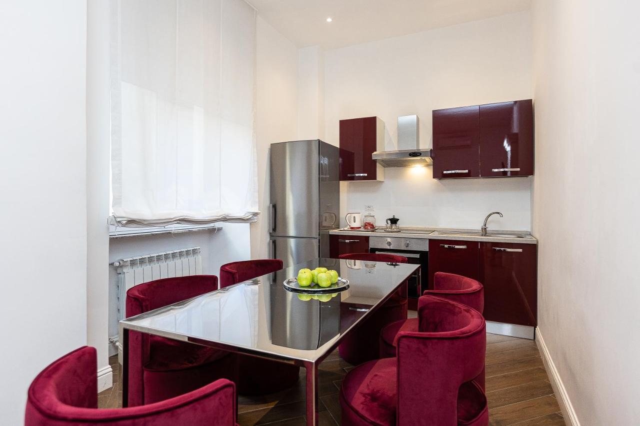 Spa Apartment Via Barberini Roma Esterno foto