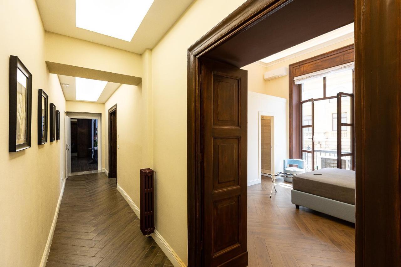 Spa Apartment Via Barberini Roma Esterno foto