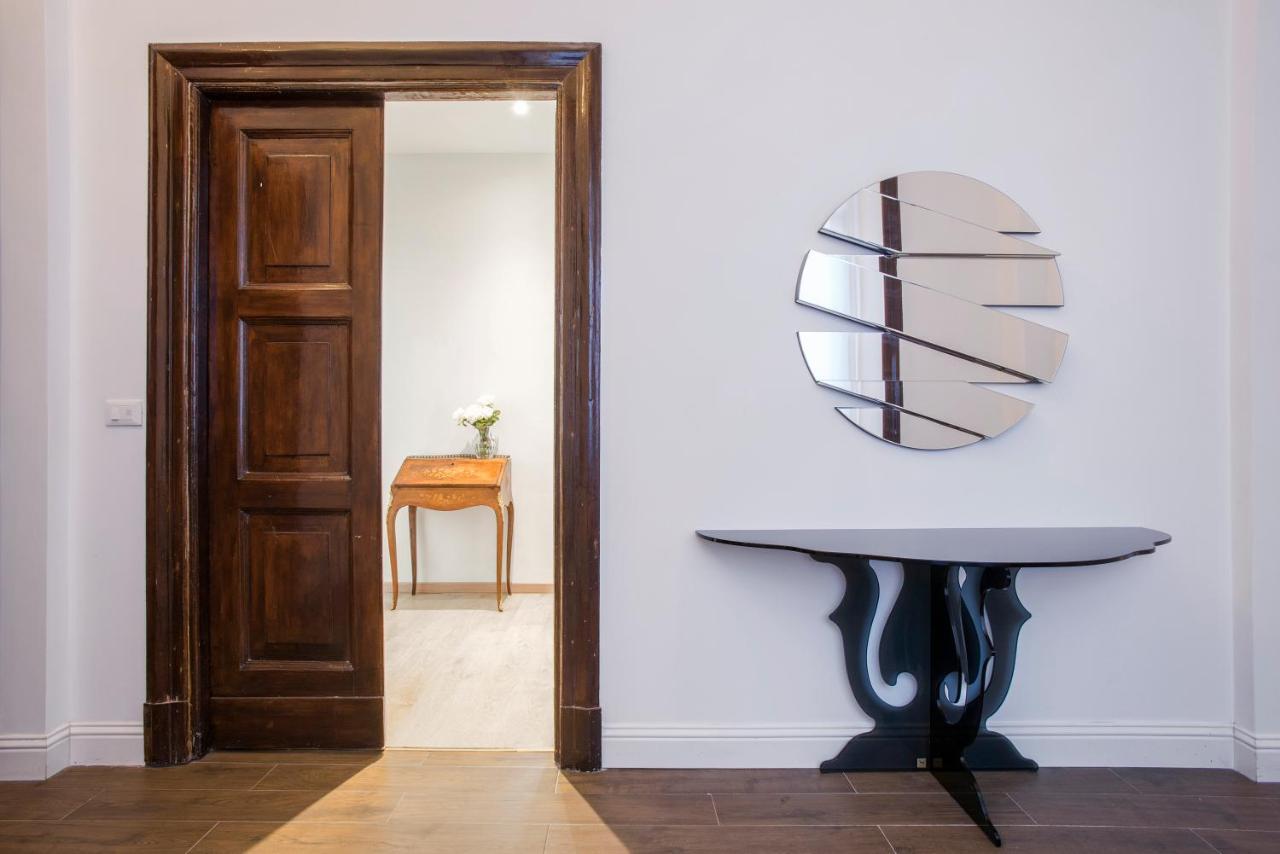 Spa Apartment Via Barberini Roma Esterno foto